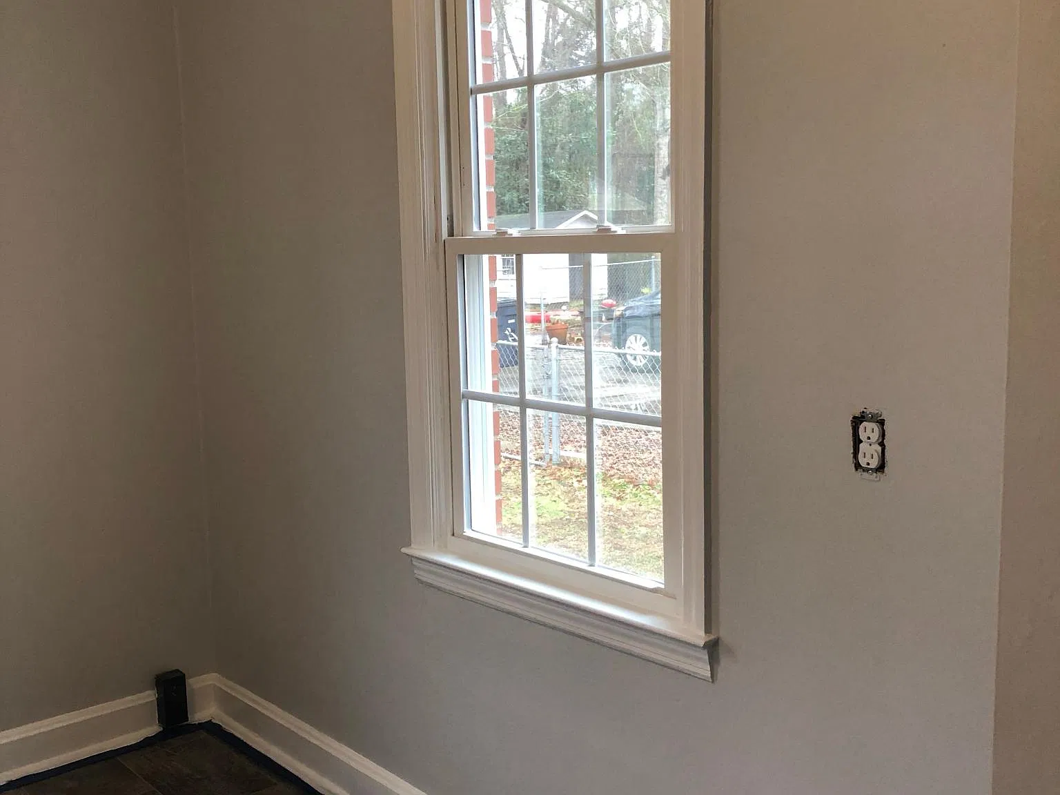 208 Canterbury Rd — Photo 3