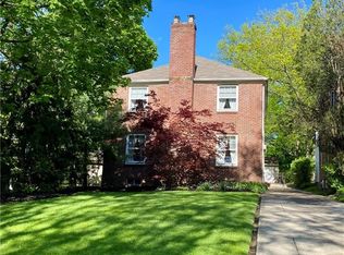 2237 Briarwood Rd, Cleveland Heights, OH
