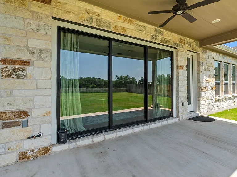 125 Plainsman Ln — Photo 44
