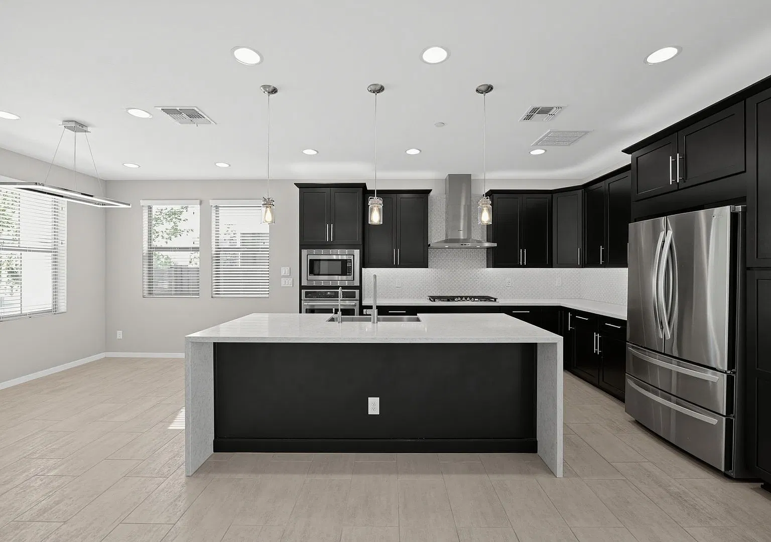 Charming 3BR House in Gilbert — Photo 4