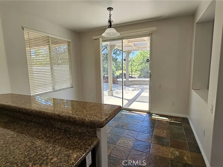 1727 Long Dr — Photo 5