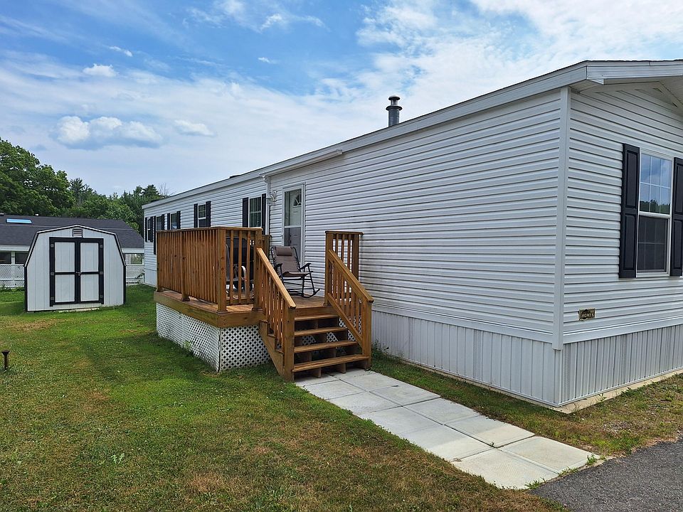 1st image of 20 Oxbow Drive