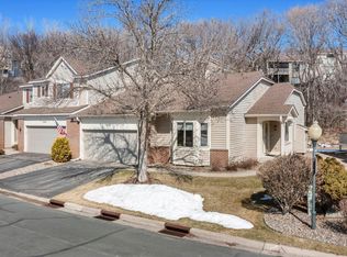 1454 Summit Shores Dr, Burnsville, MN 55306