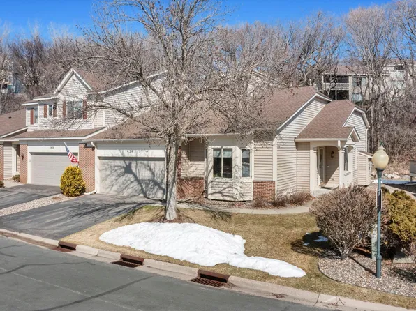 1454 Summit Shores Dr, Burnsville, MN 55306