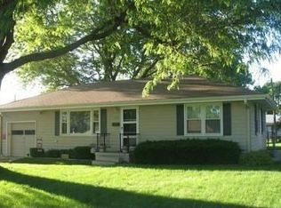 7414 Rogers Rd, Omaha, NE 68124