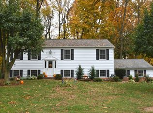 4039 Hunt Crest Rd, Jarrettsville, MD 21084