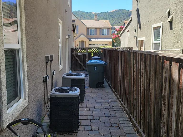 5842 Cajon Way — Photo 9