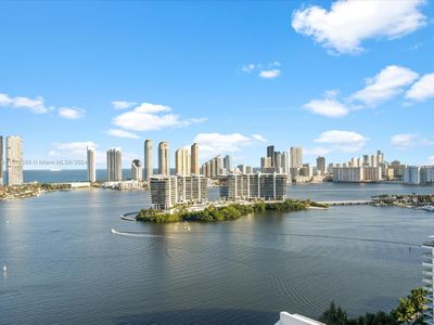 3330 NE 190th St APT 2515, Miami, FL, 33180