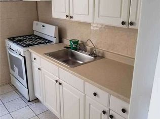 79-14 154th St #2, Flushing, NY 11367