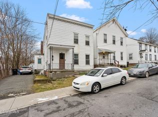 10 Willis St, Troy, NY 12180