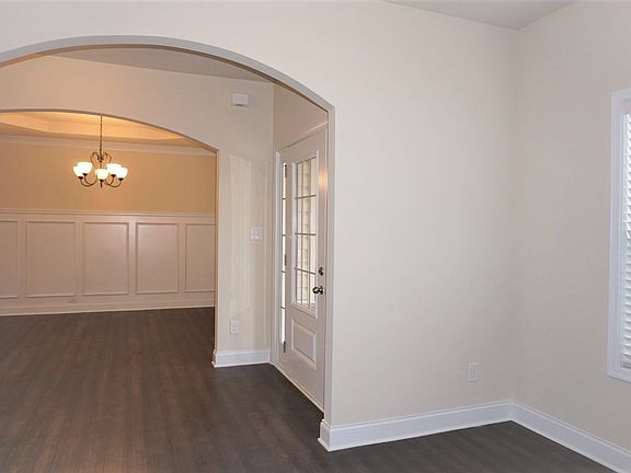 5th image of 3397 Bridgewood Dr