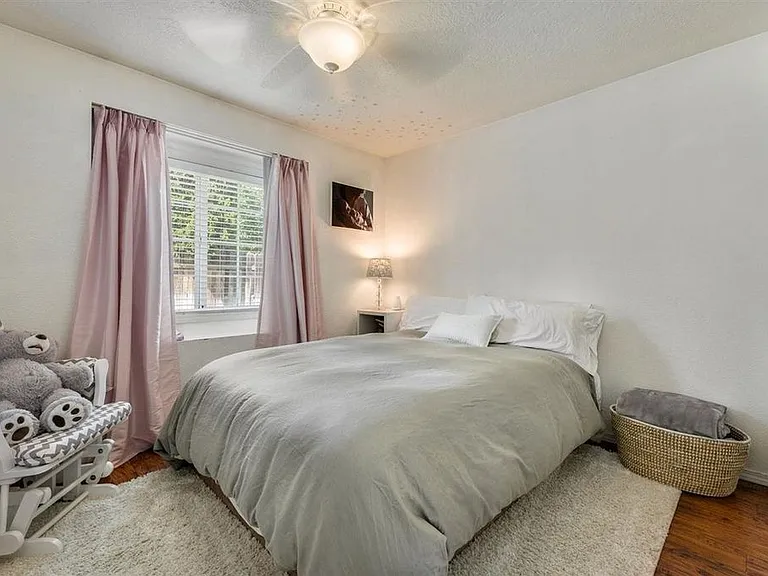 10230 W Greenleaf Ct — Photo 12