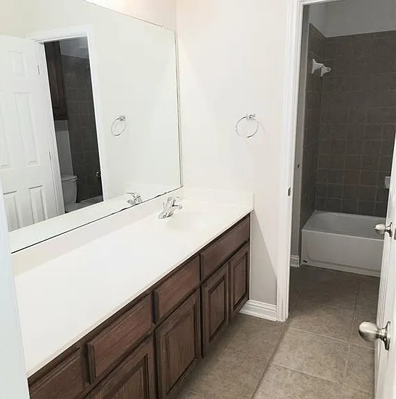 2833 Checker Dr — Photo 15