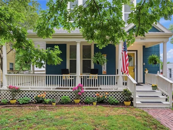 901 W White Oak St, Independence, MO 64050