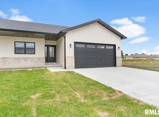 4141 Westgate Dr, Springfield, IL 62711