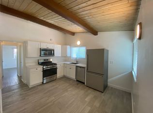 2 Bedroom/1 Bathroom - Isla Vista, Goleta, CA 93117
