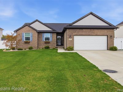 8197 Hidden Cove Ct, Grand Blanc, MI, 48439