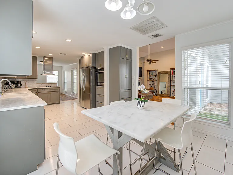 1522 S Kirkwood Rd — Photo 30