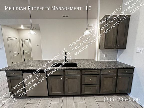 3rd image of 5827 Urbana Pl