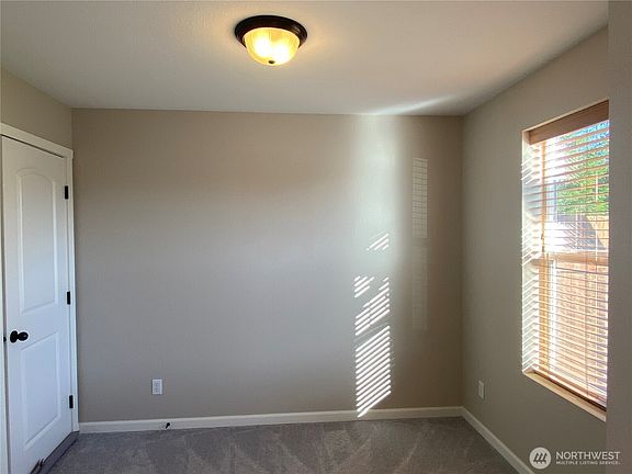 3rd image of 19905 100th Avenue Ct E