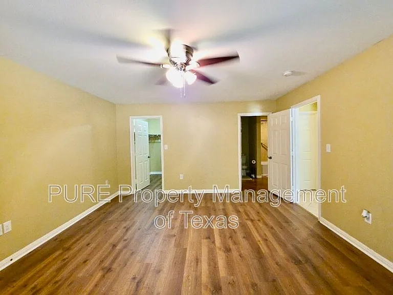 1623 Breezy Cv — Photo 12