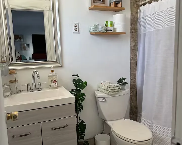 19690 NE 12th Ct — Photo 5
