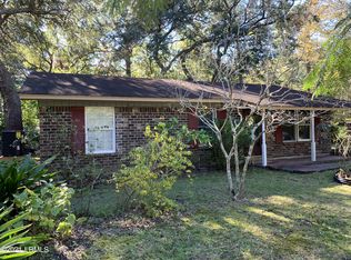 28 Cee Cee Rd, Saint Helena Island, SC 29920