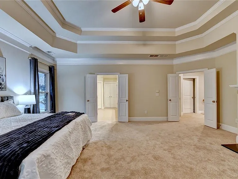 9848 Talisman Dr — Photo 49