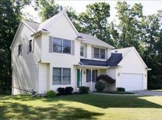 5114 Glenn Cross Rd, Battle Creek, MI 49015