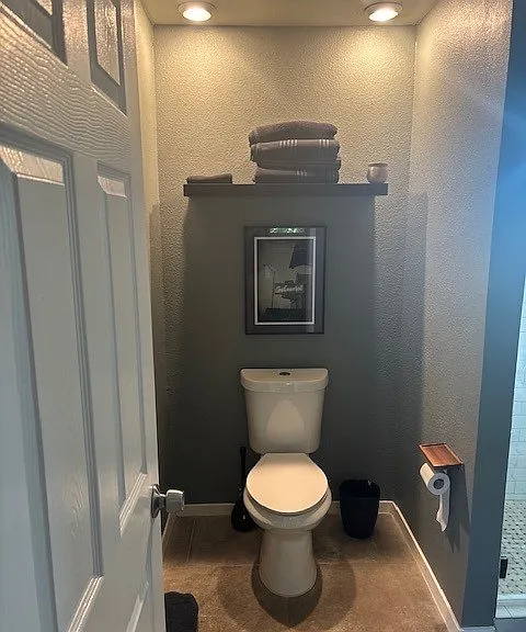 7208 Geneva Dr — Photo 16