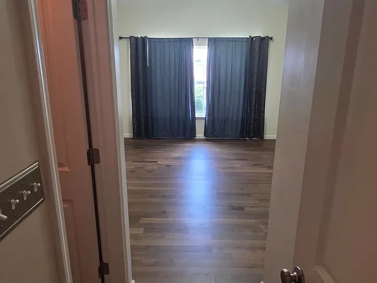 15098 Royal Grove Dr — Photo 8