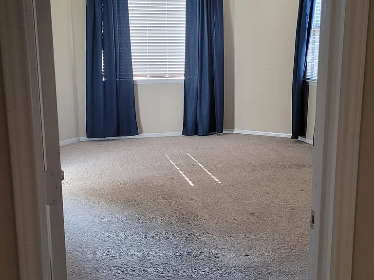 2449 Lyla Ln — Photo 6