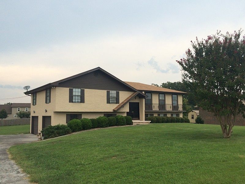 1st image of 8029 Wolftever Dr