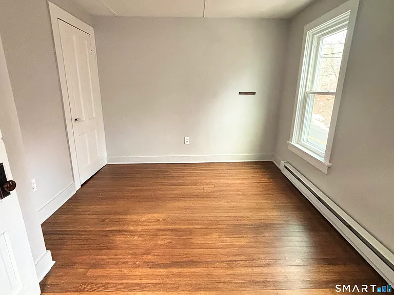 122 Main St #A — Photo 8
