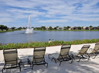 8770 Arbor Walk Dr, Lake Worth, FL 33467
