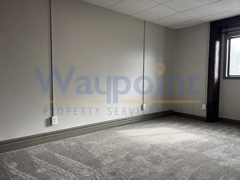 102 S Lafayette St #4 — Photo 5