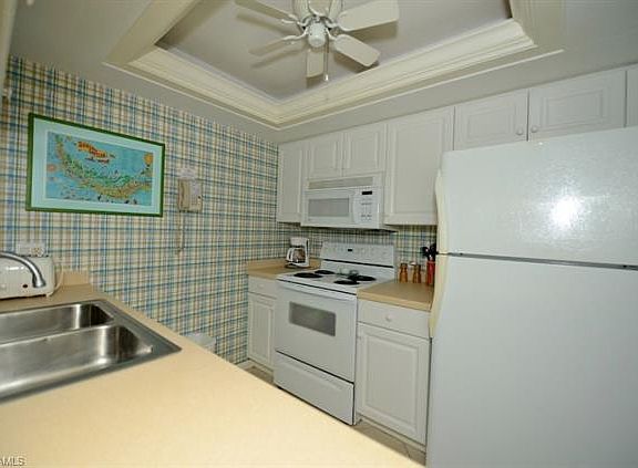 5th image of 845 E Gulf Dr #1631