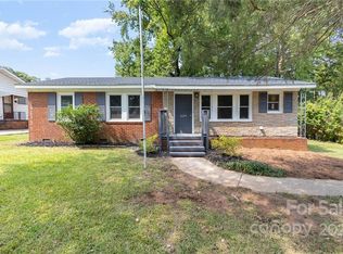 2316 Pruitt St, Charlotte, NC 28208