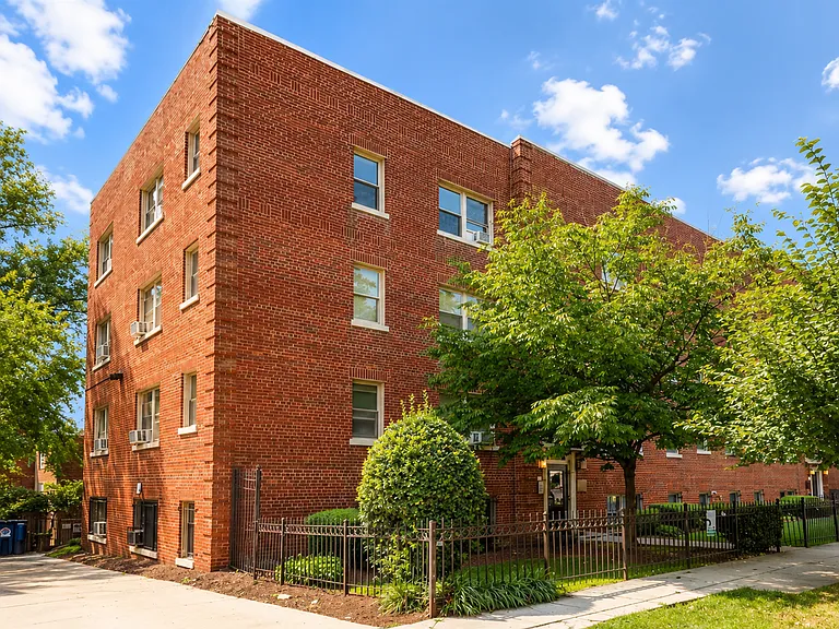 3937 S St SE #108 — Photo 17