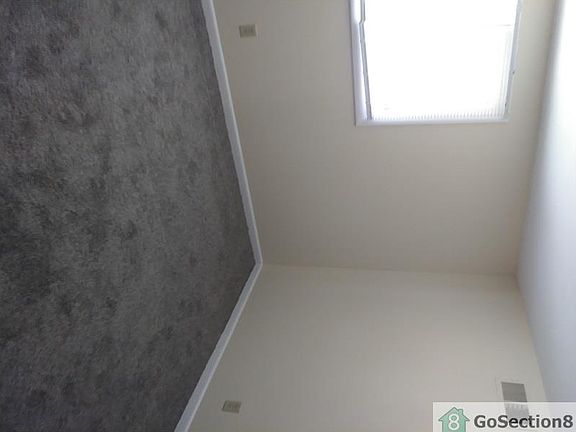 2nd image of 3912 15th Ave APT 4