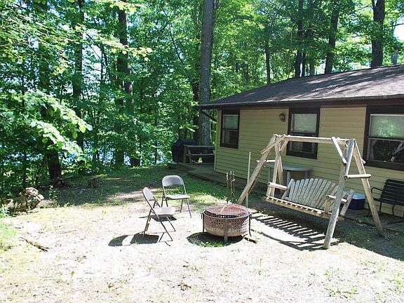 3rd image of 6879 N Shore Dr