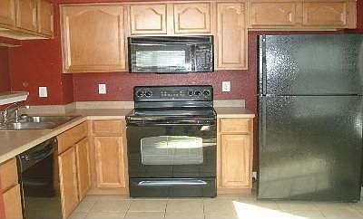 2nd image of 2501 Cutters Cir APT 106