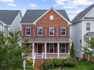 135 Limpkin Ave, Clarksburg, MD 20871
