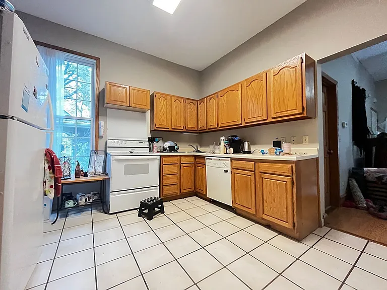 1092 18th Ave SE #1 — Photo 10