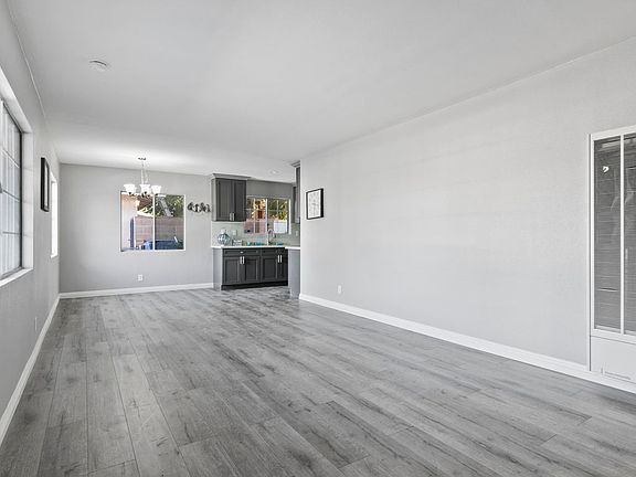 5th image of 38727 36th St E