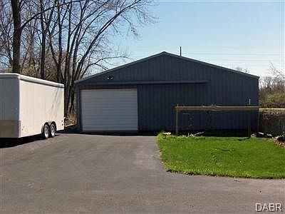 5th image of 4470 N Hyland Ave