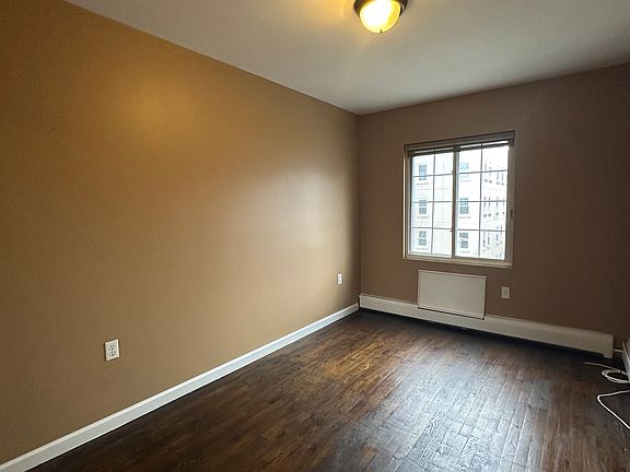 5th image of 2796 Sedgwick Ave APT 4C
