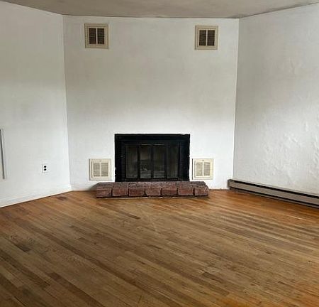 5th image of 15 Carl Walsh Rd