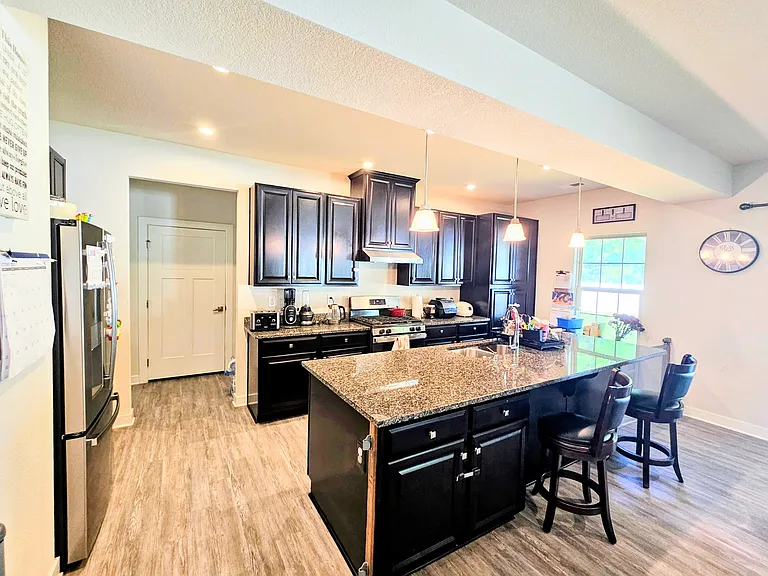 229 Republic Ln — Photo 8