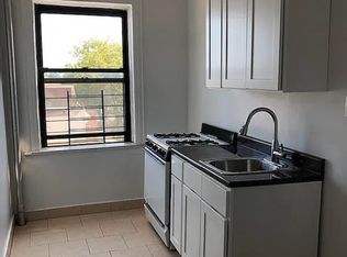 333 E 150th St #26, Bronx, NY 10451